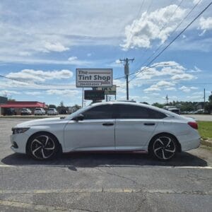 7 Benefits of Automotive Window Tint for Your Vehicle